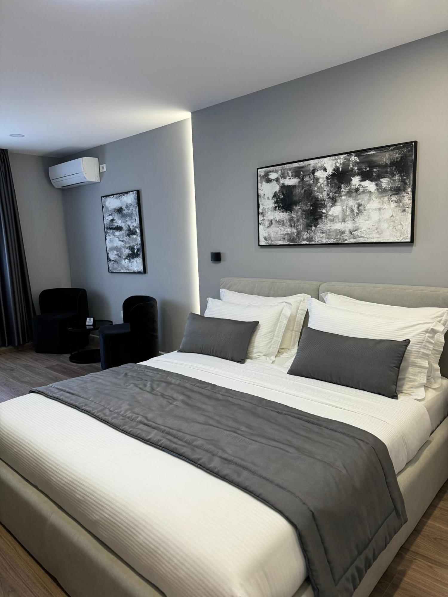 L'Hotel Tiranë Ngoại thất bức ảnh