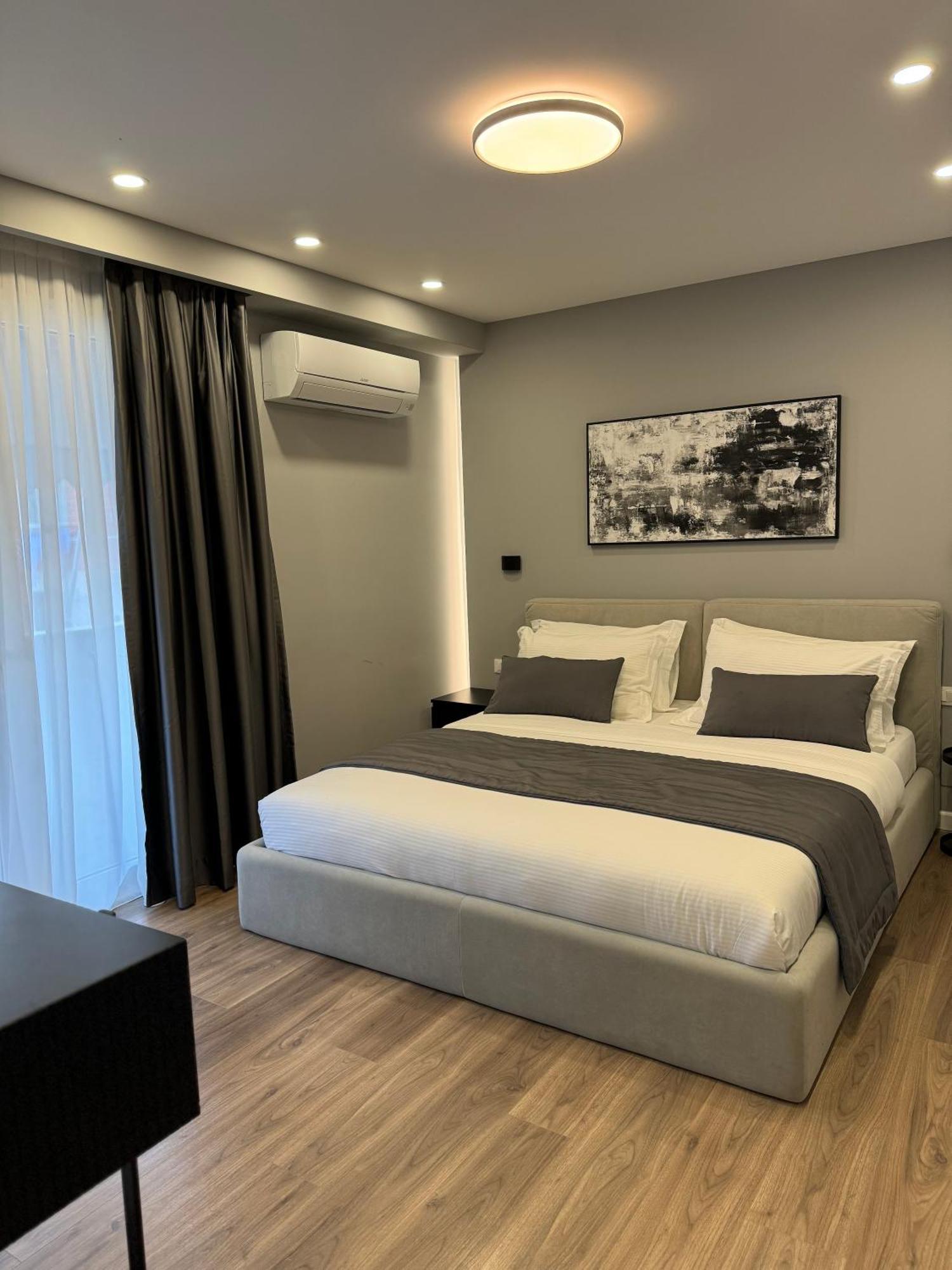 L'Hotel Tiranë Ngoại thất bức ảnh