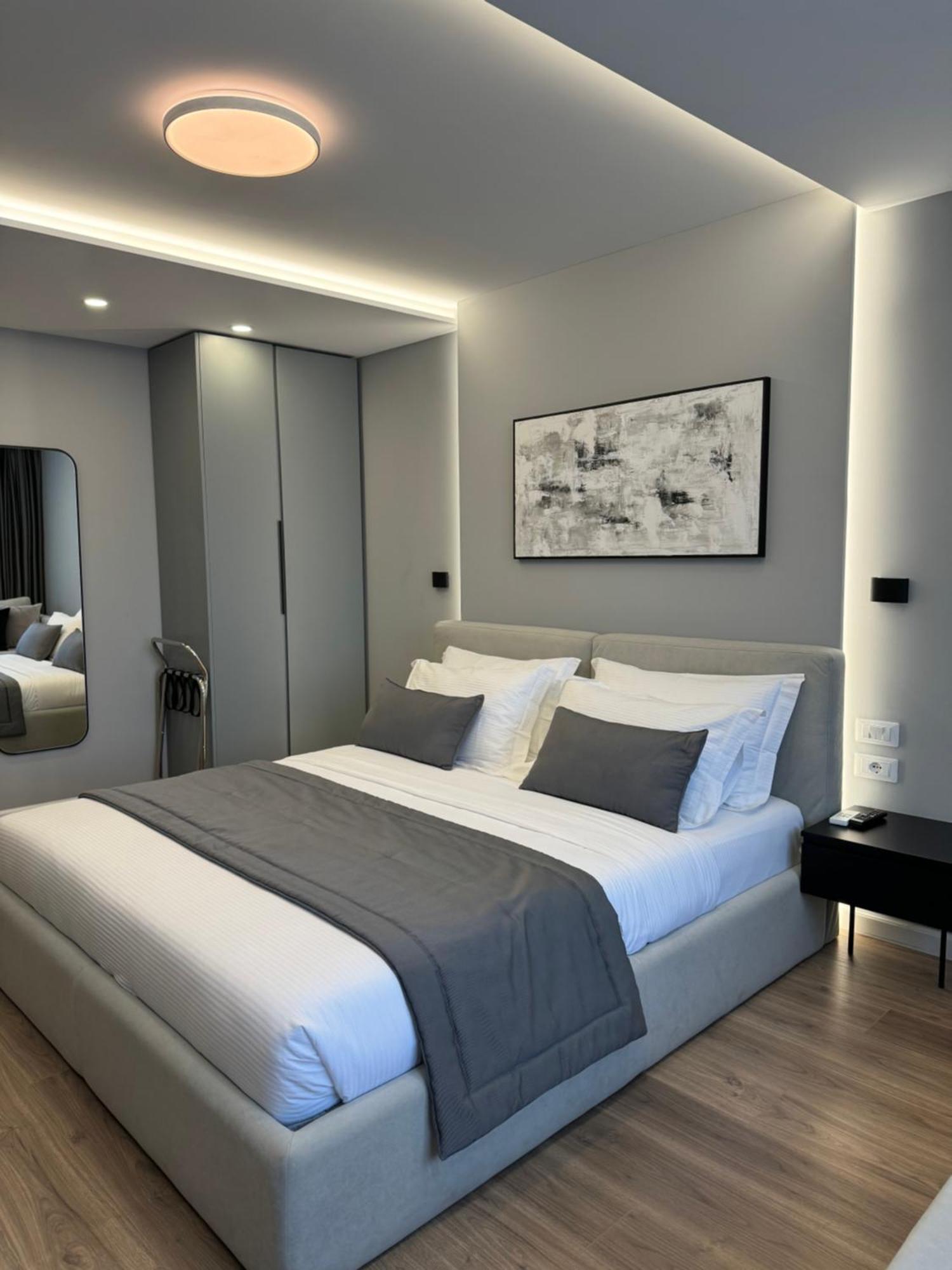 L'Hotel Tiranë Ngoại thất bức ảnh